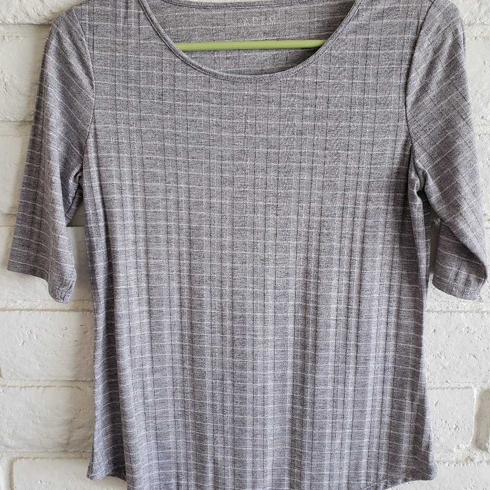 Gray with Sparkly Silver Stripes 3/4 Sleeve Tee Sz XS